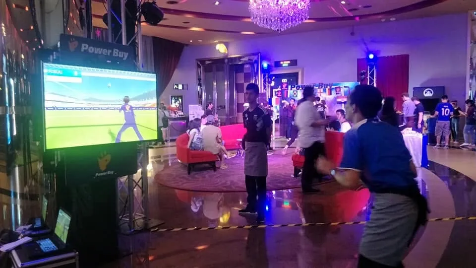 เกมเชียร์ฟุตบอลโลกรอบชิง กับเพาเวอร์บาย ที่เอสพลานาด รัชดา ภาพที่ 3