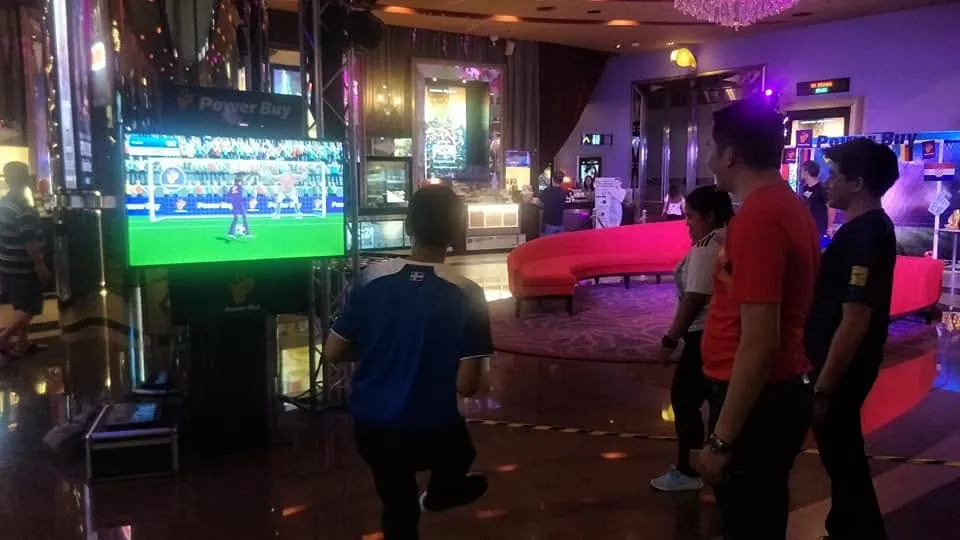 เกมเชียร์ฟุตบอลโลกรอบชิง กับเพาเวอร์บาย ที่เอสพลานาด รัชดา ภาพที่ 7