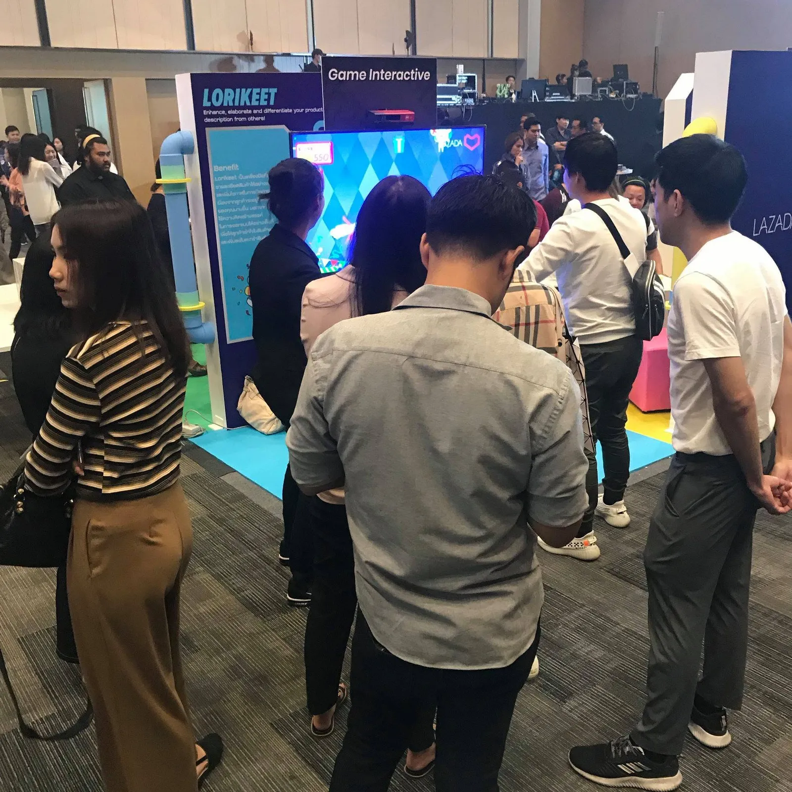 เกมอินเทอร์แอคทีฟในงาน LAZADA 7th ที่ไบเทค บางนา ภาพที่ 3