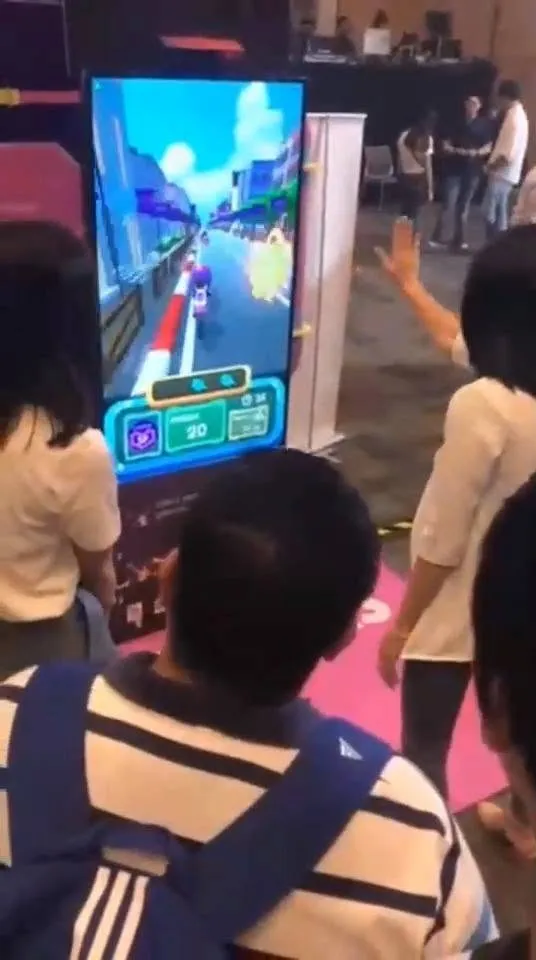 เกมอินเทอร์แอคทีฟในงาน LAZADA 7th ที่ไบเทค บางนา ภาพที่ 8