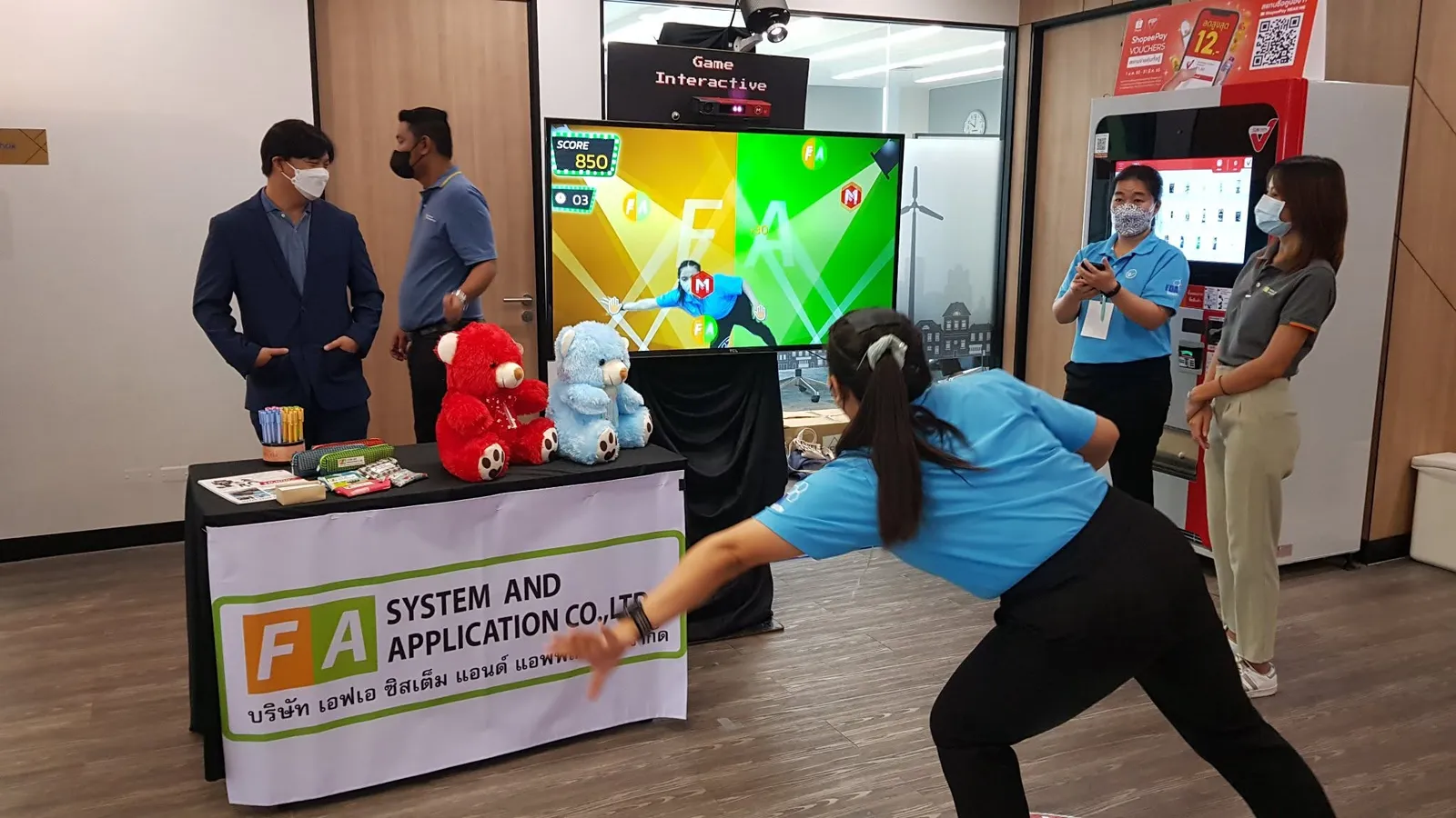 เกมจับโลโก้ในงาน FDA Smart Life ที่สภาอุตสาหกรรมแห่งประเทศไทย ภาพที่ 11